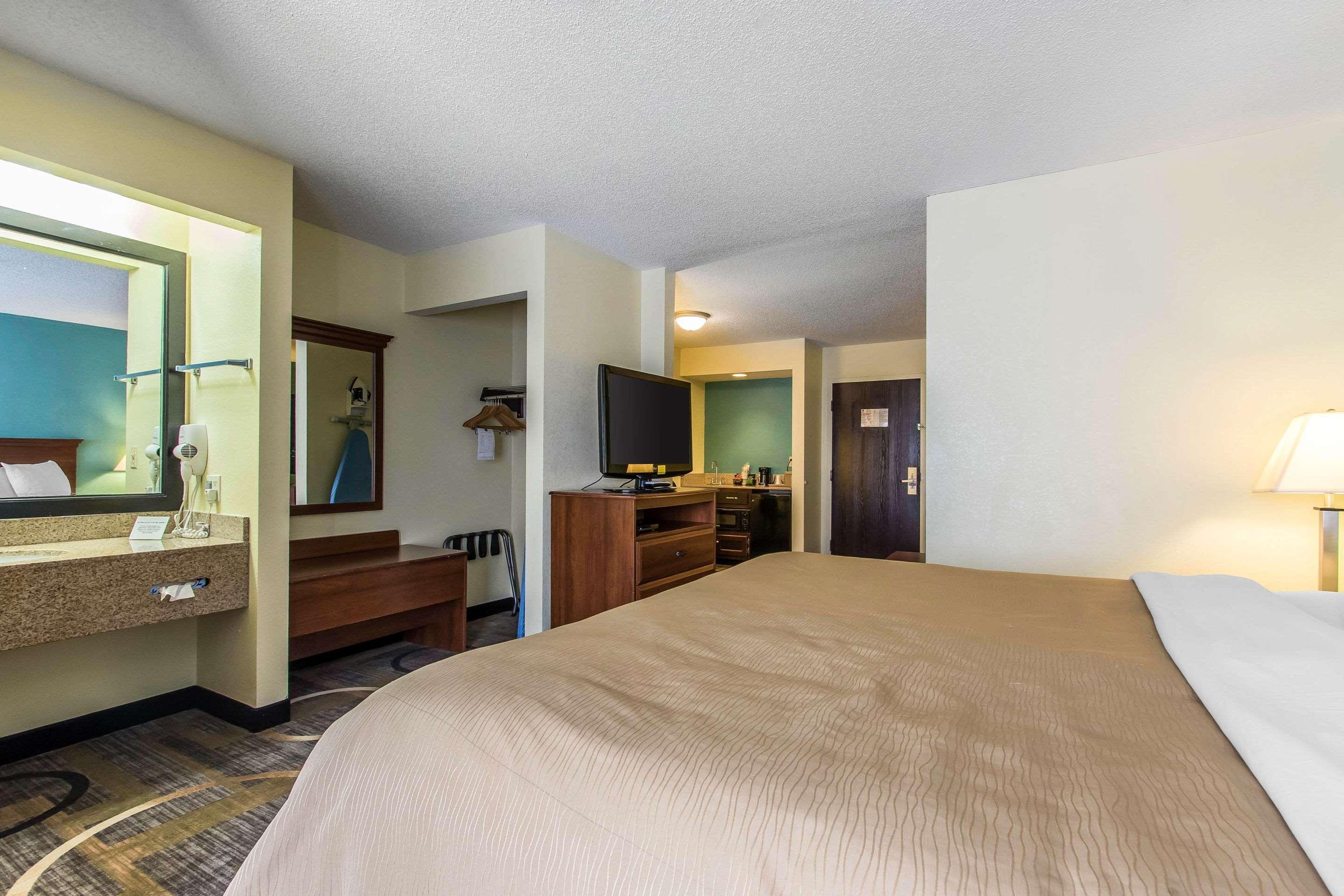 Quality Inn & Suites Memphis East Zewnętrze zdjęcie