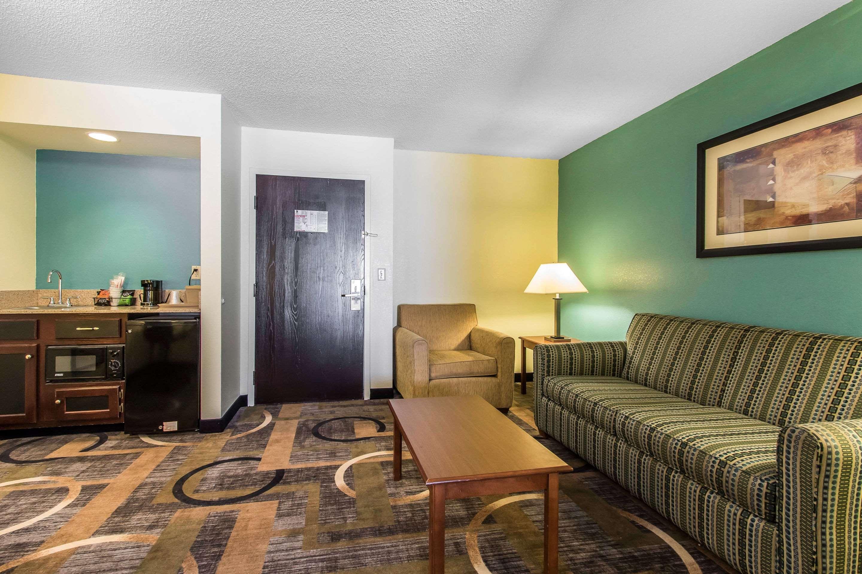 Quality Inn & Suites Memphis East Zewnętrze zdjęcie